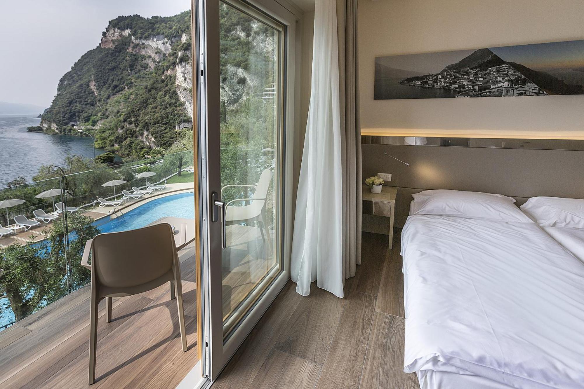 Hotel Atilius - Adults Only Limone sul Garda Habitación foto